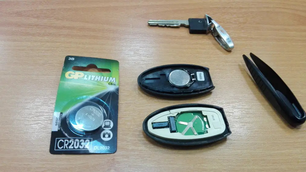 Какая батарейка в ключе Geely Emgrand